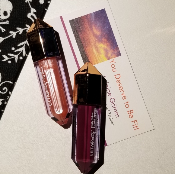 BNIB Ulta Lip Glossary 2020 16 MINI LIPPIES! - Picture 2 of 4